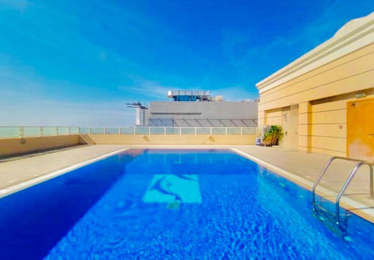 Private Room In 2Br Apartment Dubaj Zewnętrze zdjęcie